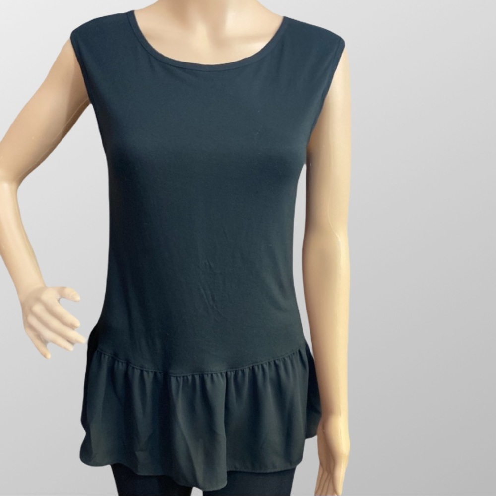 Ann Taylor Loft black ruffle hem sleeveless scoop neck blouse size  S